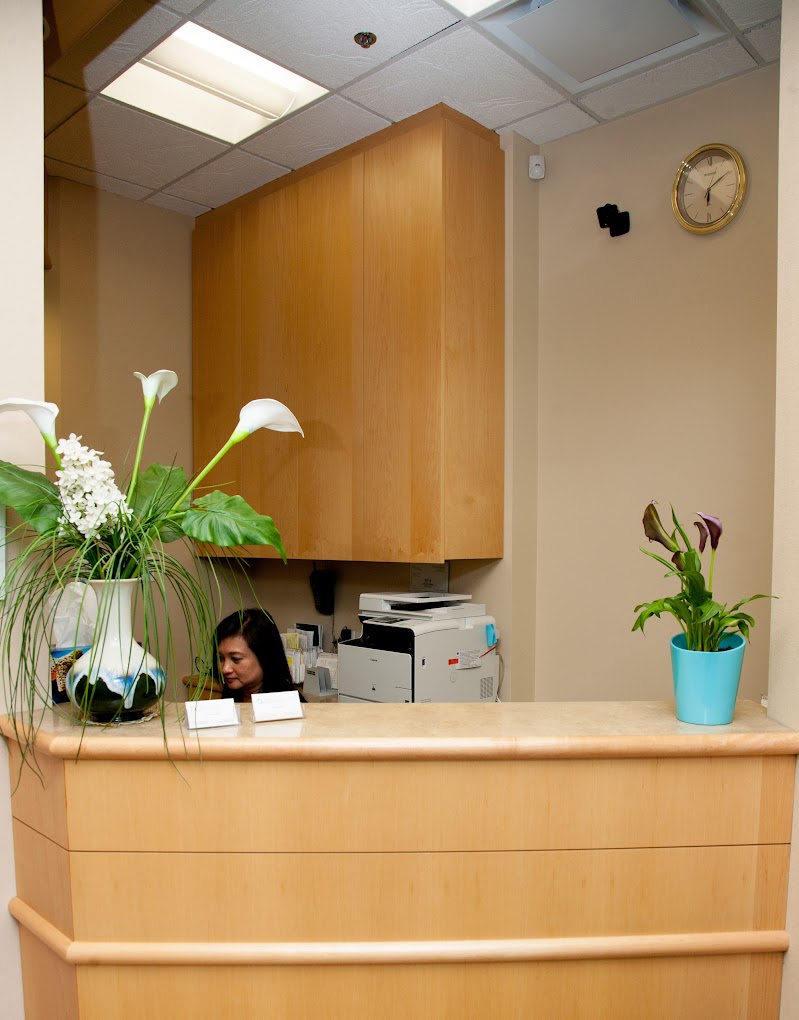Sunrise Village Dental Centre dental clinic in Vancouver - Photo 1