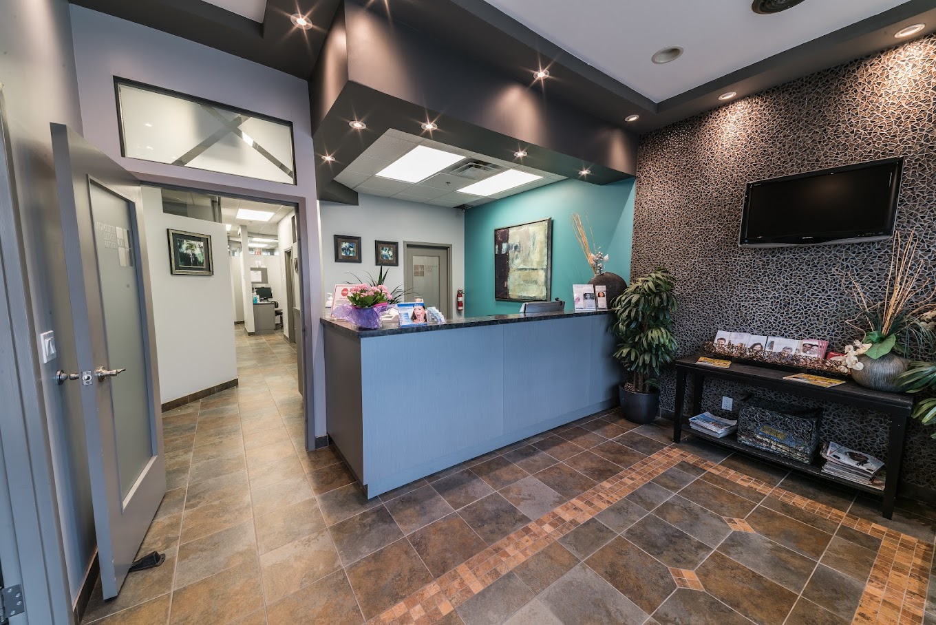 Burlington Dental Centre dental clinic in Burlington - Photo 2