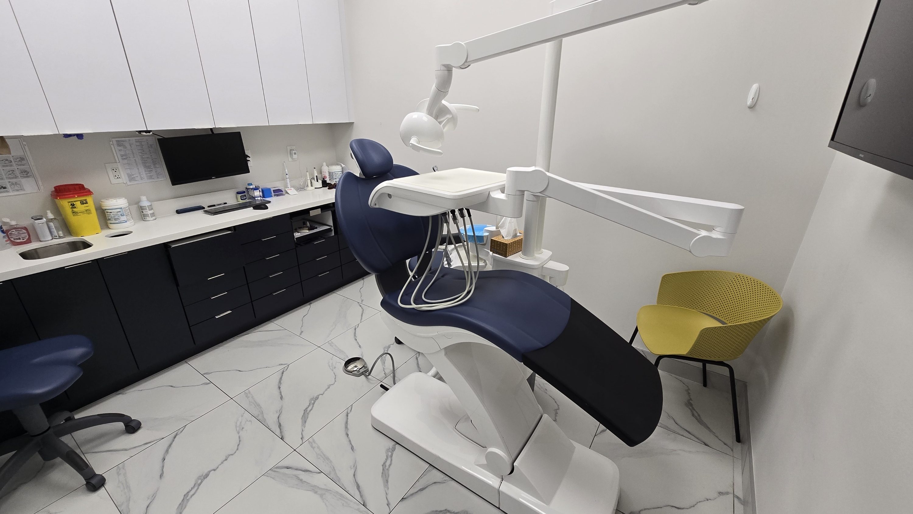 Eglinton Oak Dental dental clinic in Mississauga - Photo 4
