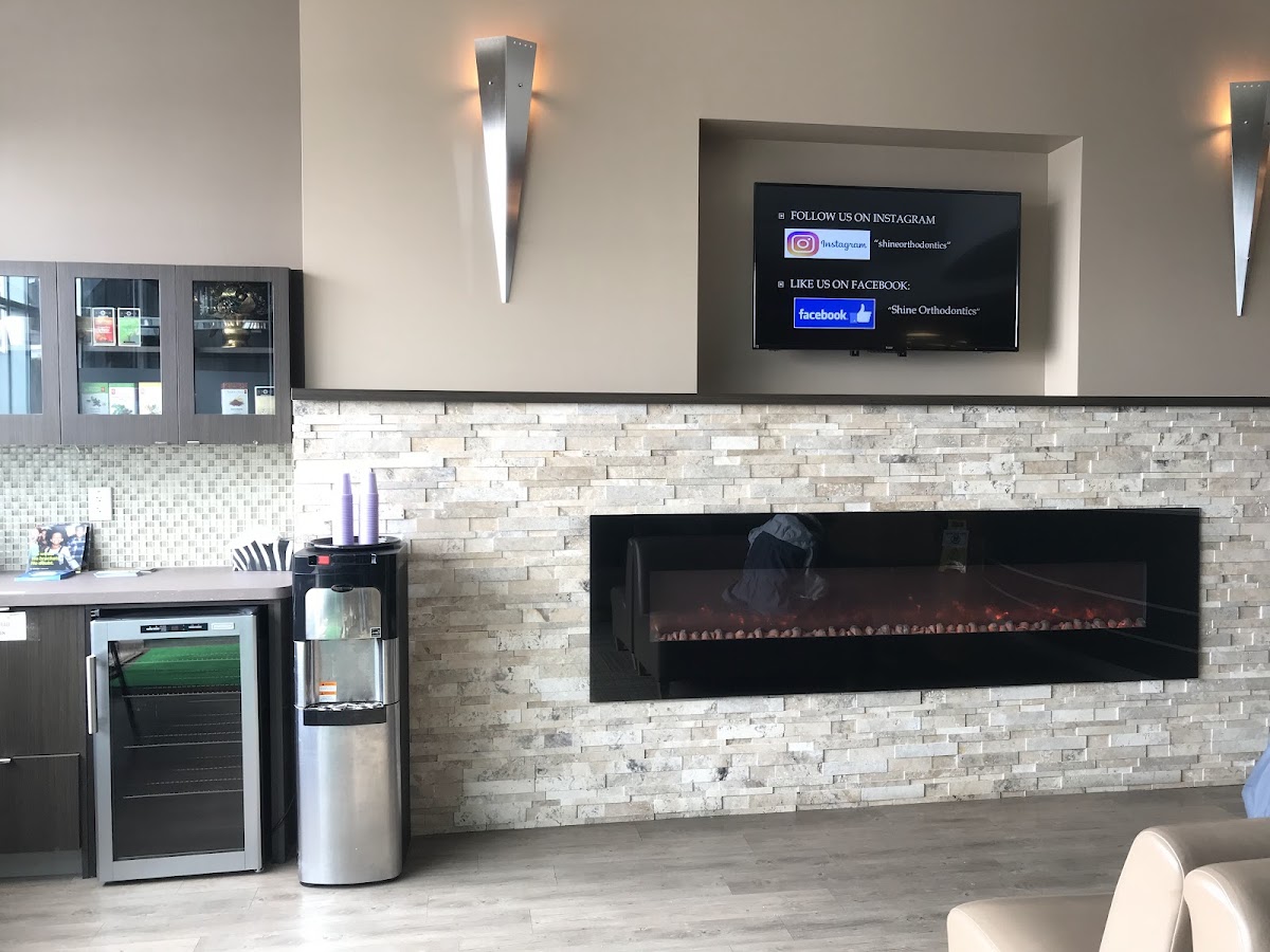 Shine Orthodontics dental clinic in Calgary - Photo 4