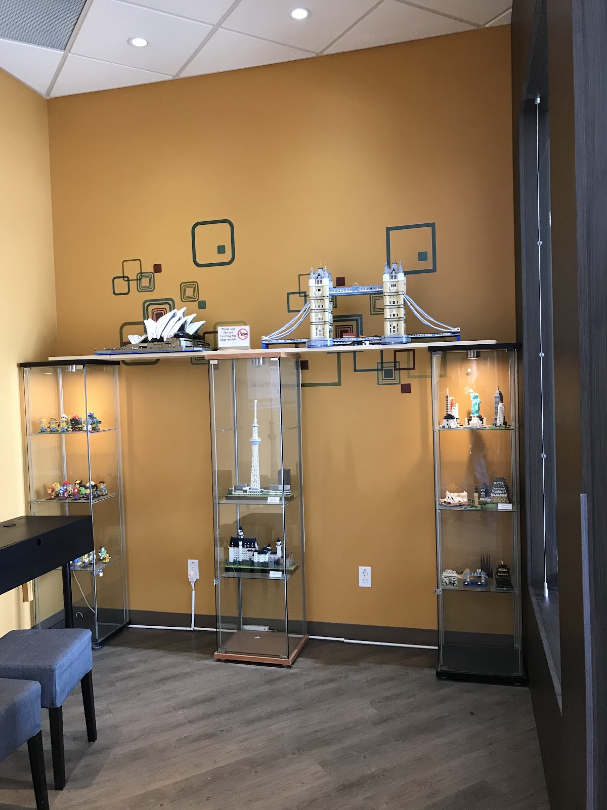Shine Orthodontics dental clinic in Calgary - Photo 5