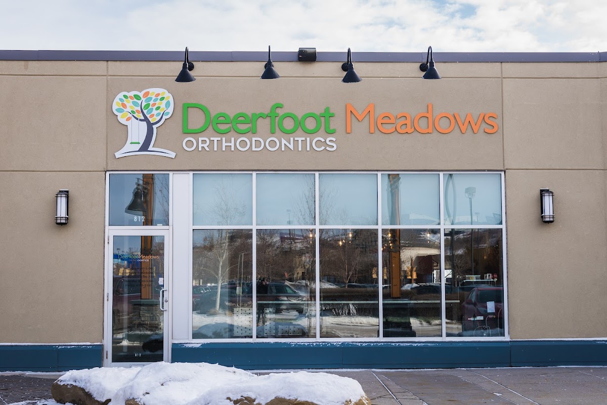 Deerfoot Meadows Orthodontics dental clinic in Calgary - Photo 1