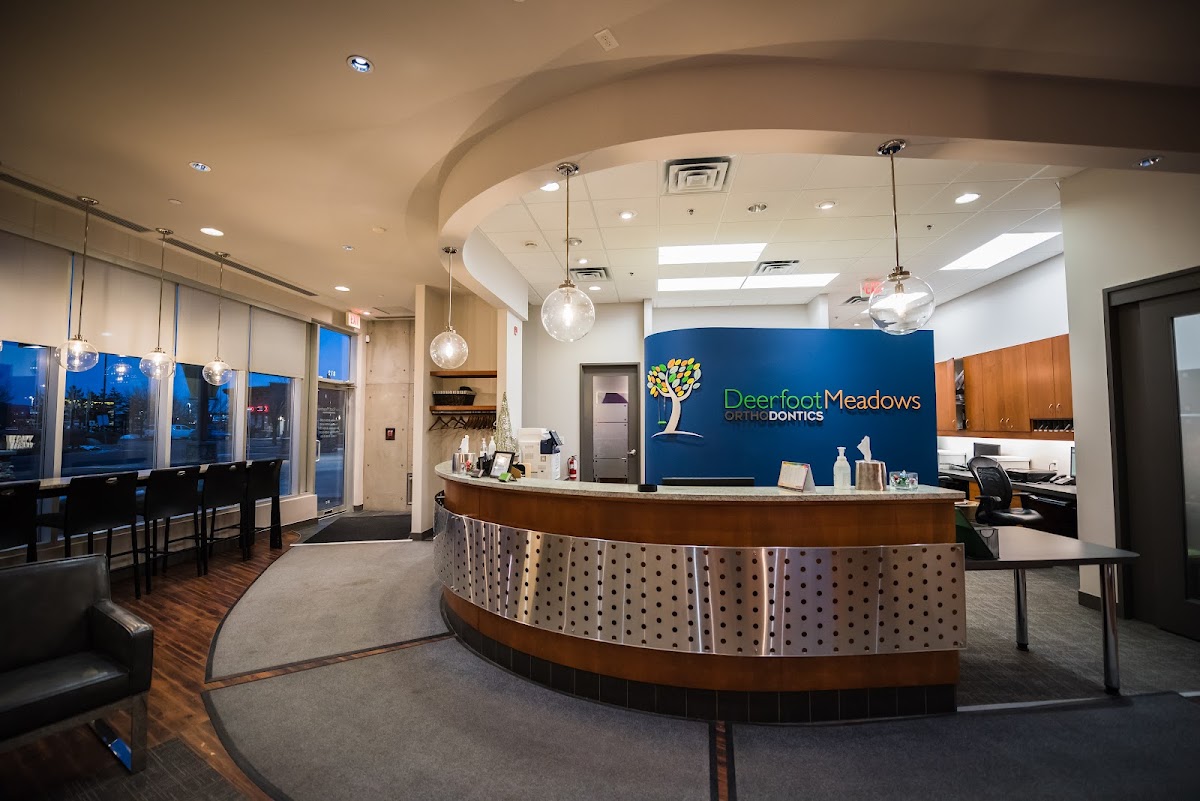 Deerfoot Meadows Orthodontics dental clinic in Calgary - Photo 3