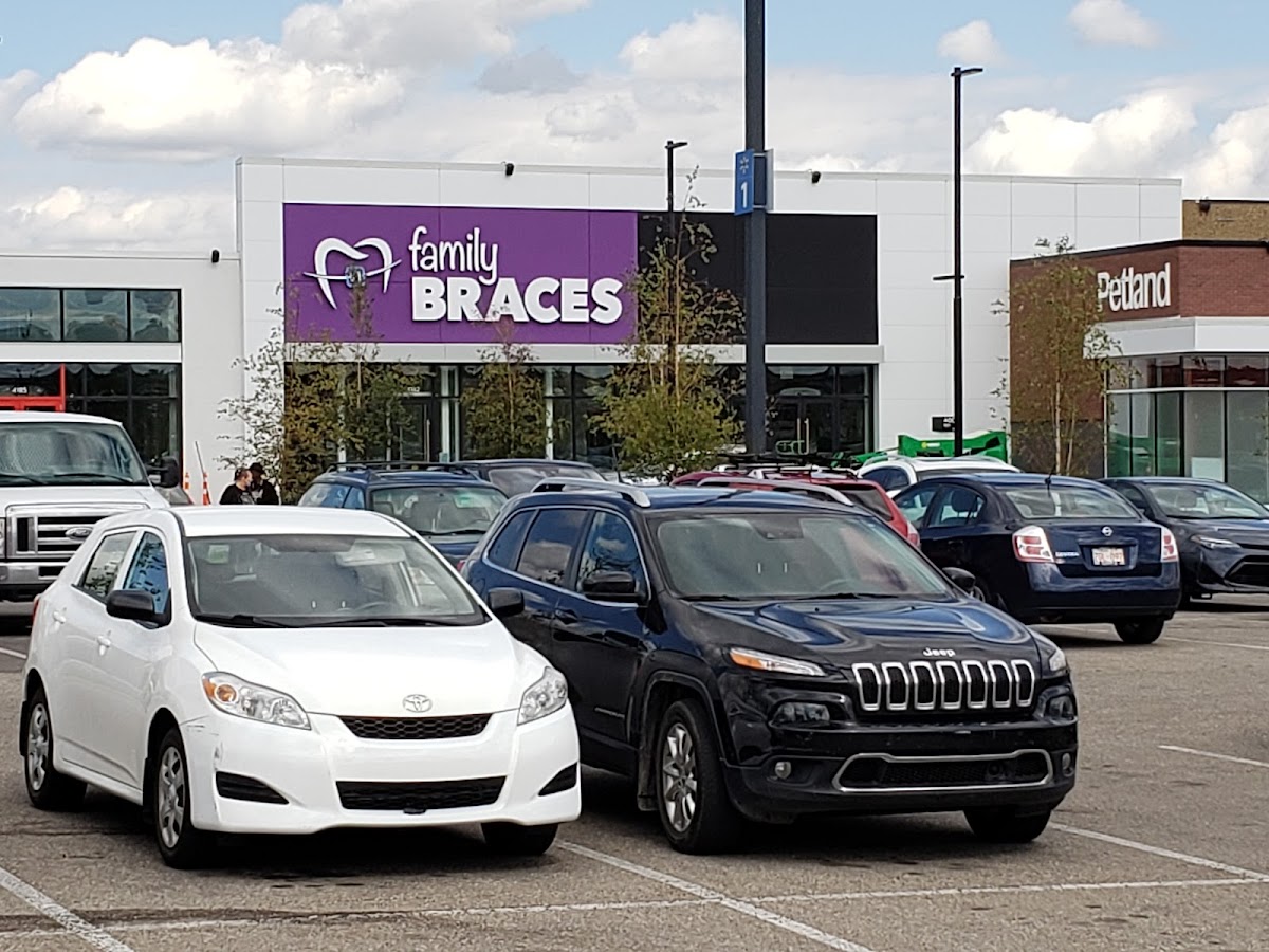 Family Braces NE | Orthodontist Calgary dental clinic in Calgary - Photo 3