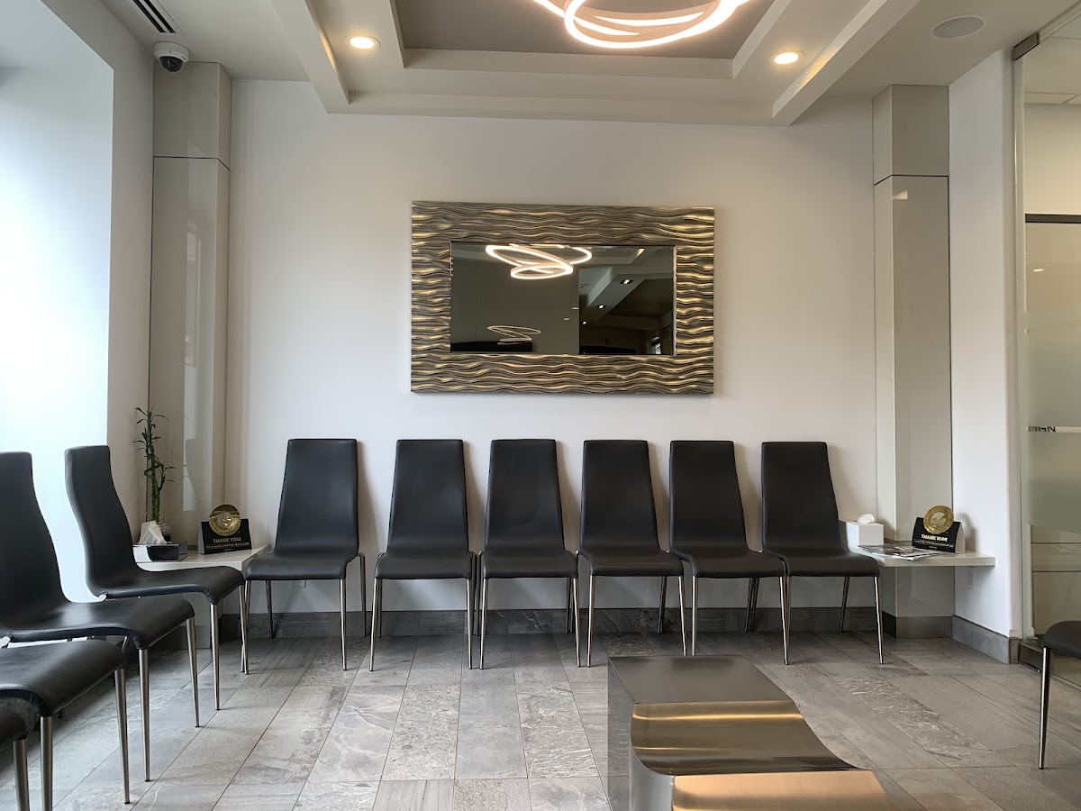 Dentalign Orthodontics dental clinic in London - Photo 5