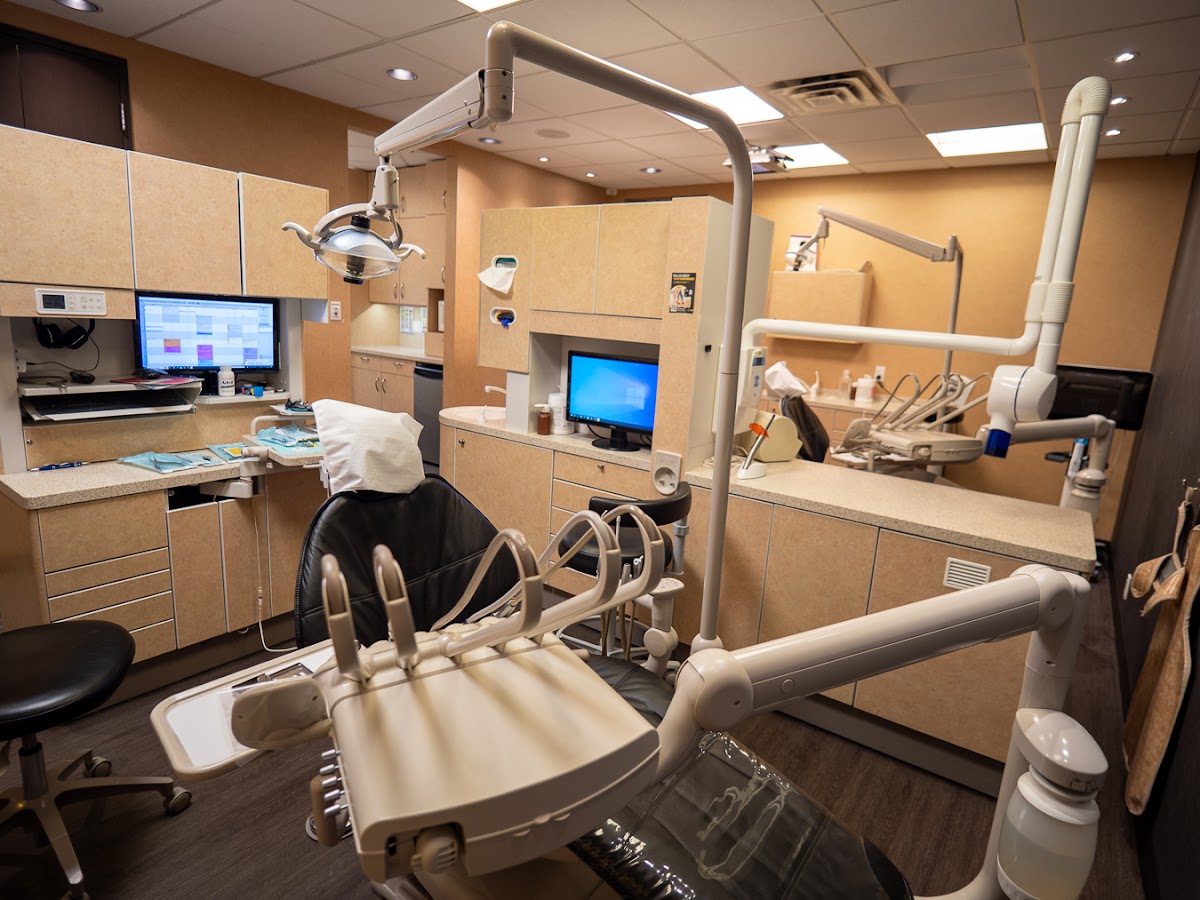 All Smiles Dental Care dental clinic in Calgary - Photo 1