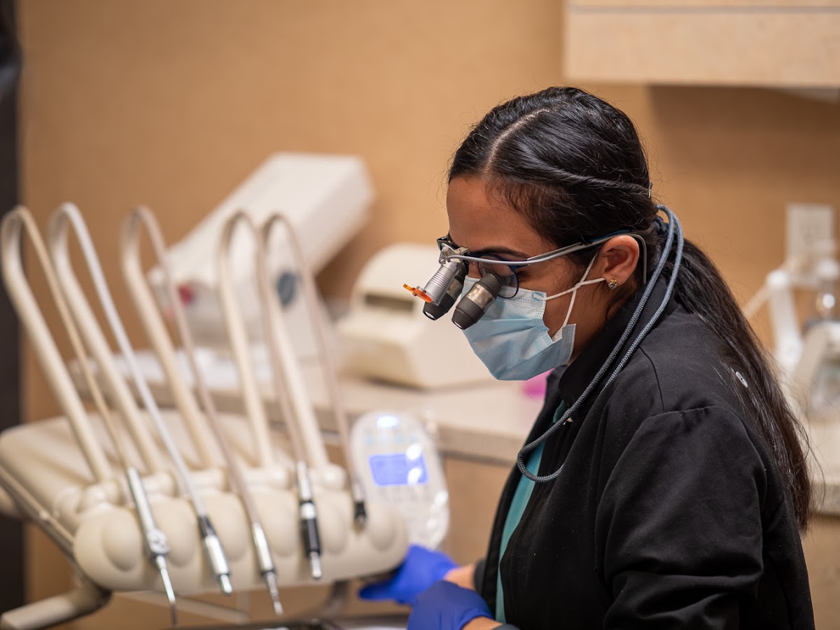 All Smiles Dental Care dental clinic in Calgary - Photo 3
