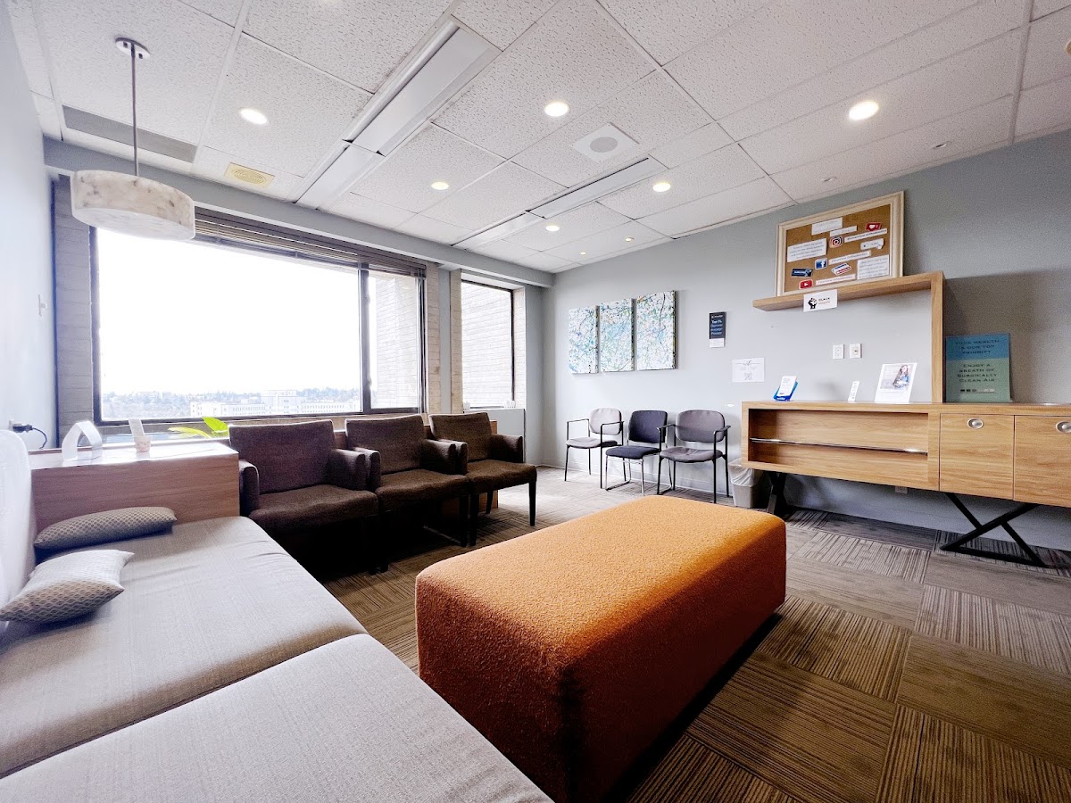 ClearView Orthodontics dental clinic in Vancouver - Photo 2