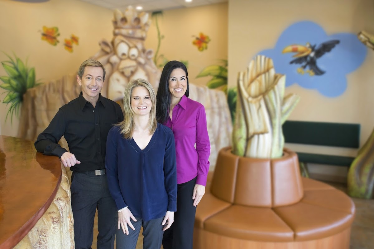 Child's Play Pediatric Dentistry dental clinic in Langley - Photo 1