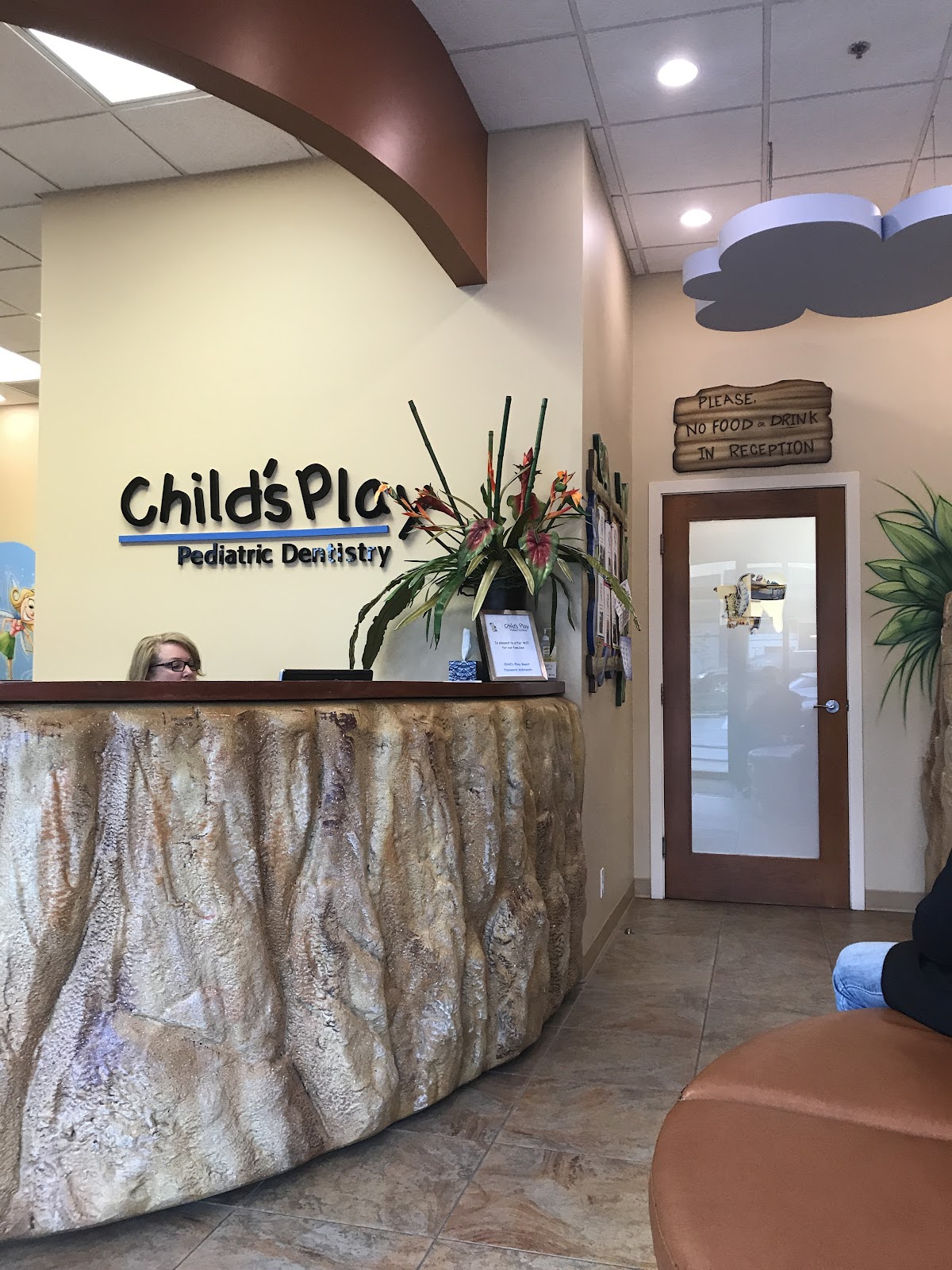 Child's Play Pediatric Dentistry dental clinic in Langley - Photo 2