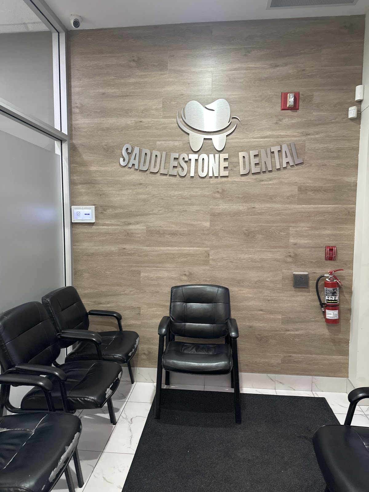 Saddlestone Dental NE Calgary dental clinic in Calgary - Photo 2