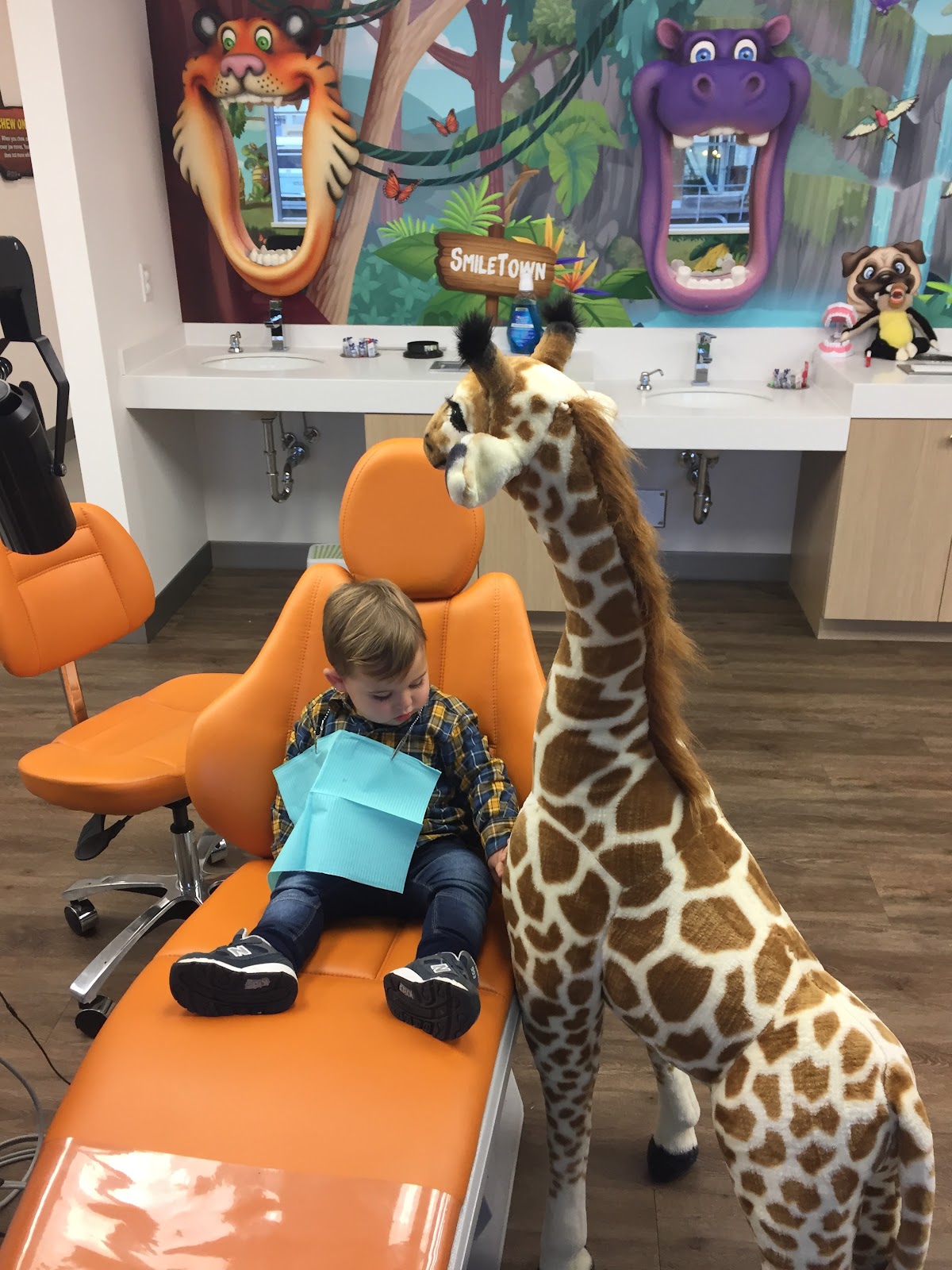 SmileTown Dentistry Burnaby dental clinic in Burnaby - Photo 5