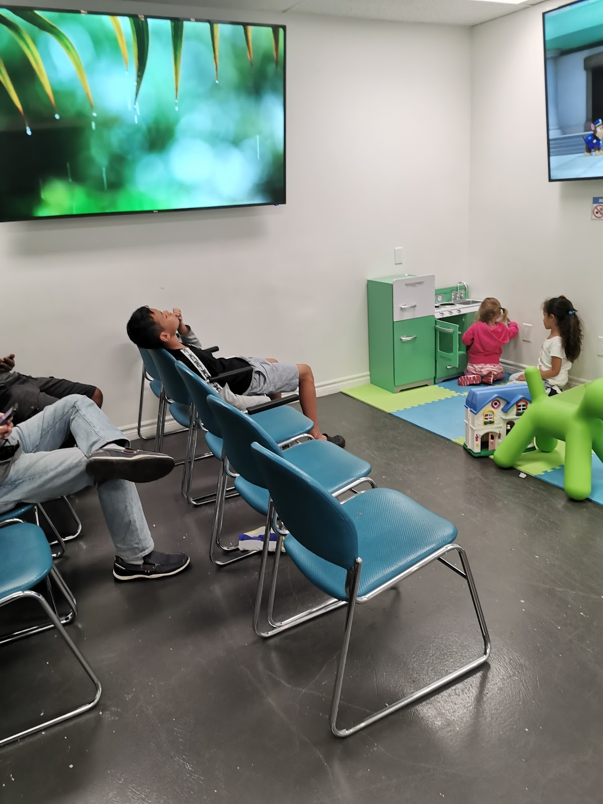 Pediadent - Ottawa Pediatric dentistry - Dentisterie pédiatrique dental clinic in Ottawa - Photo 4