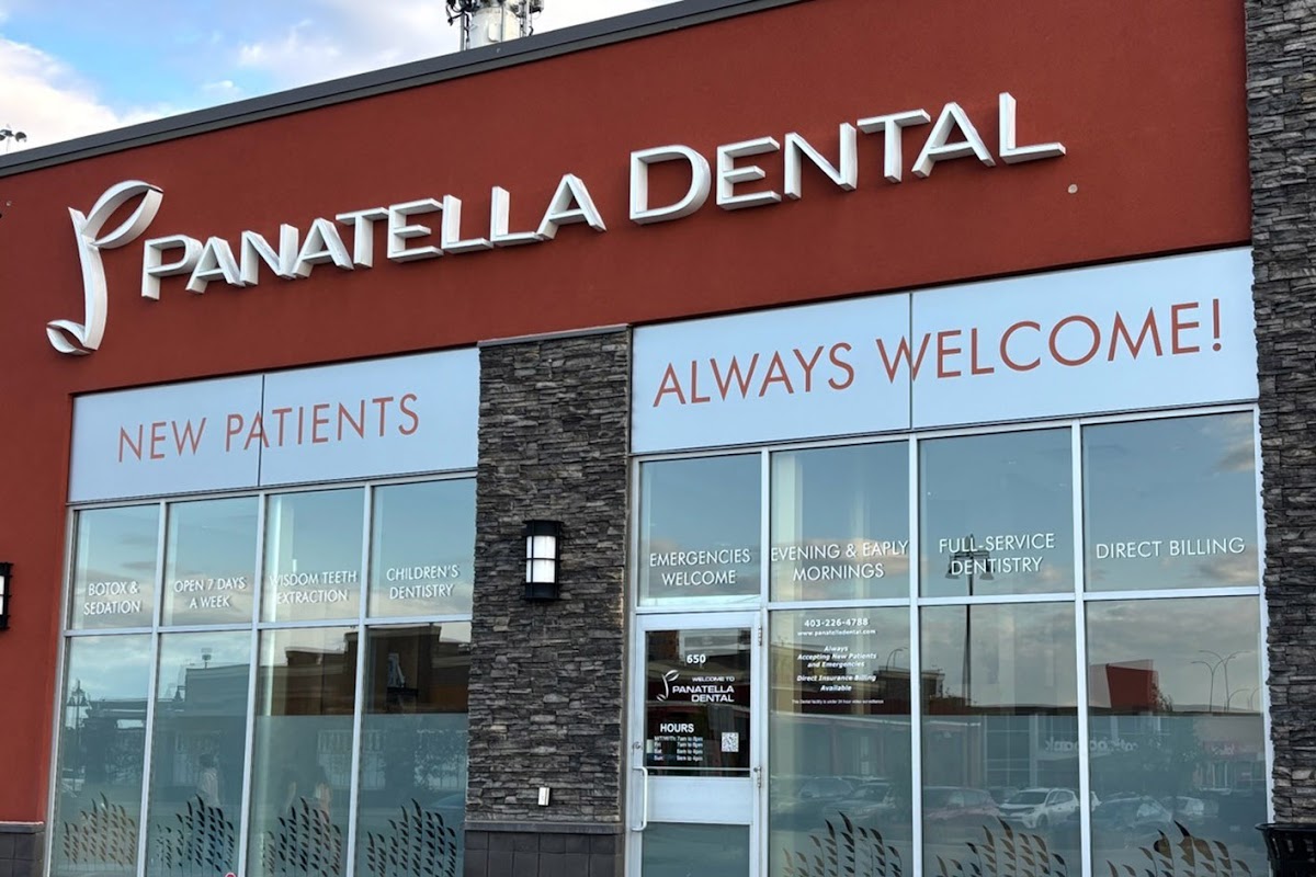 Panatella Dental dental clinic in Calgary - Photo 1