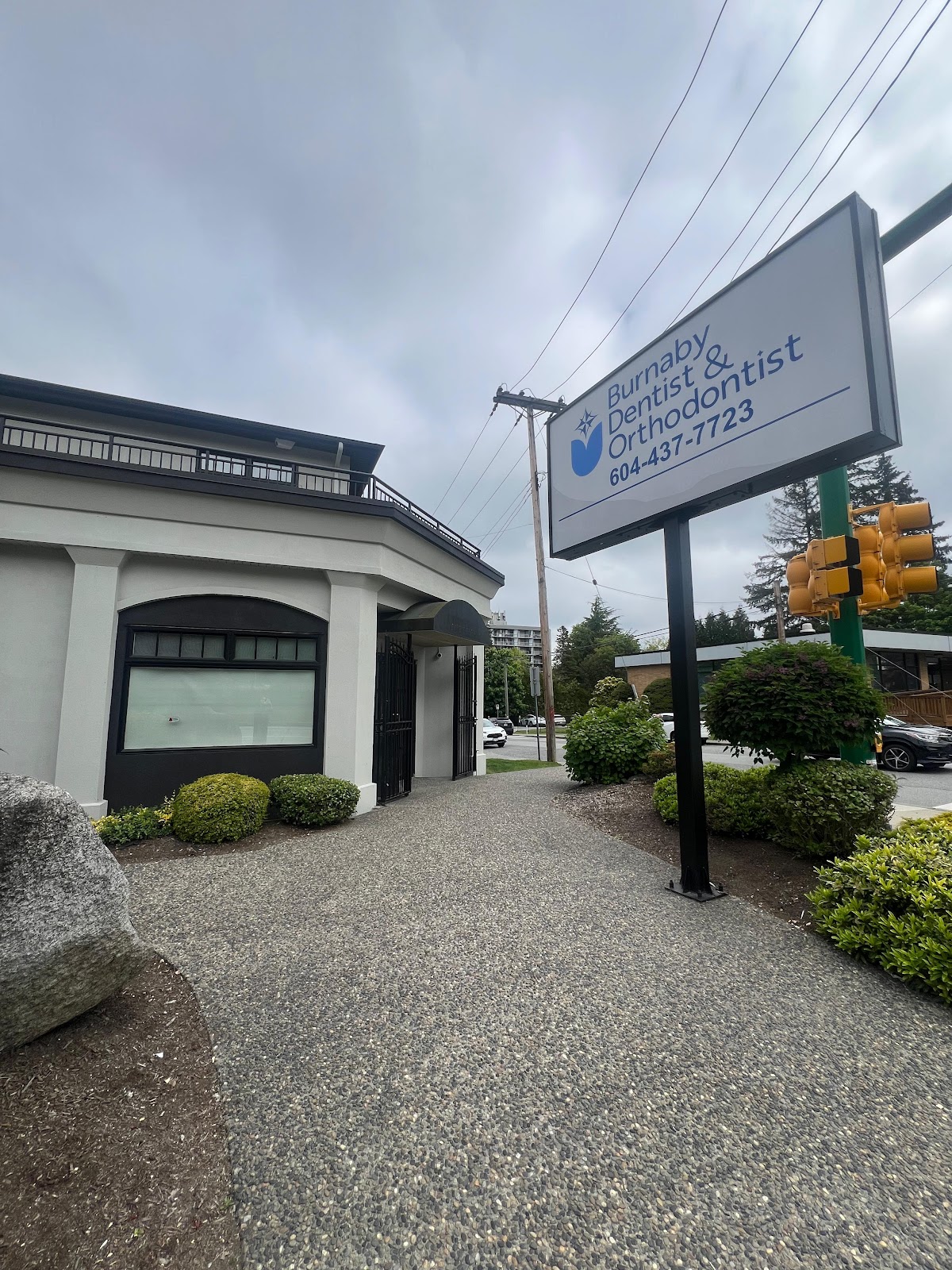 Burnaby Dentist and Orthodontist dental clinic in Burnaby - Photo 2