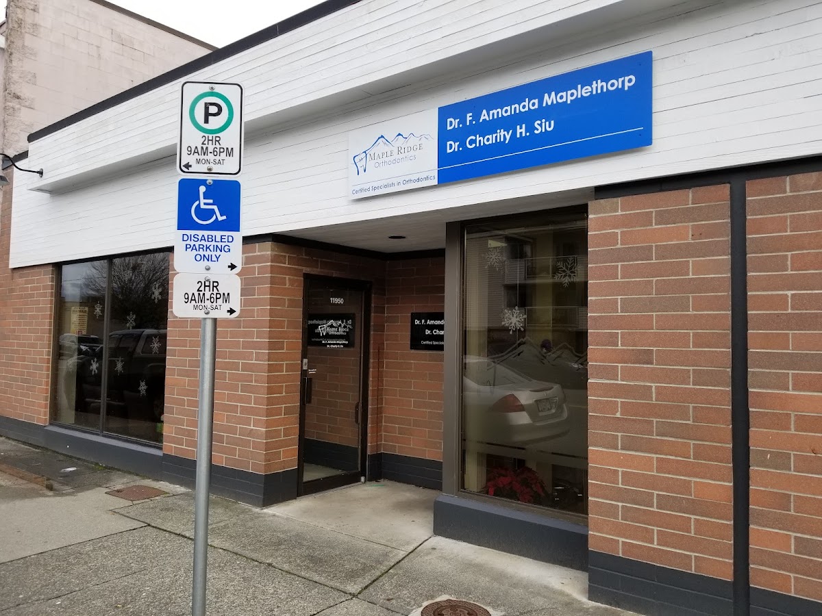 Maple Ridge Orthodontics dental clinic in Maple Ridge - Photo 1
