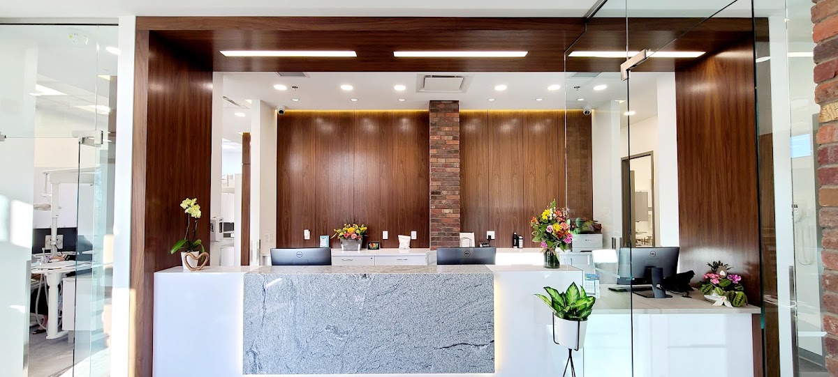 Apollo Dental dental clinic in Calgary - Photo 1