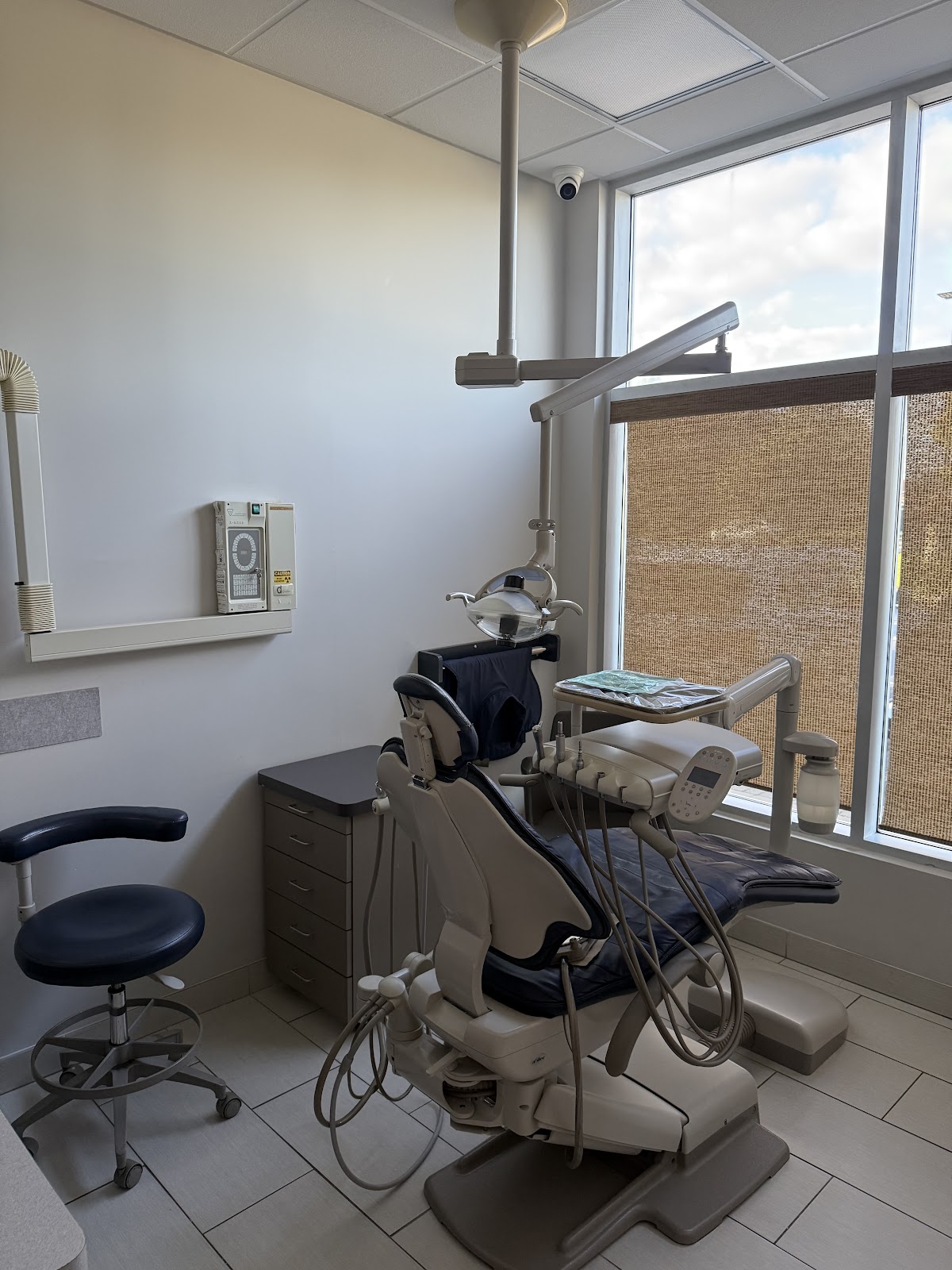Dentistry 4 Kids - Woodbridge dental clinic in Vaughan - Photo 4