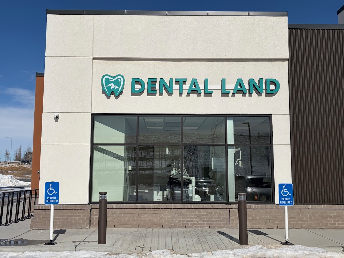 The Dental Land dental clinic in Calgary - Photo 2