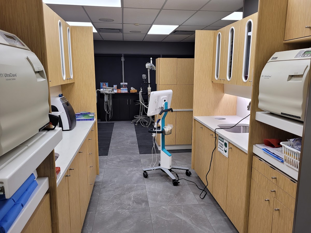 Northwest Dental Centre dental clinic in Calgary - Photo 2