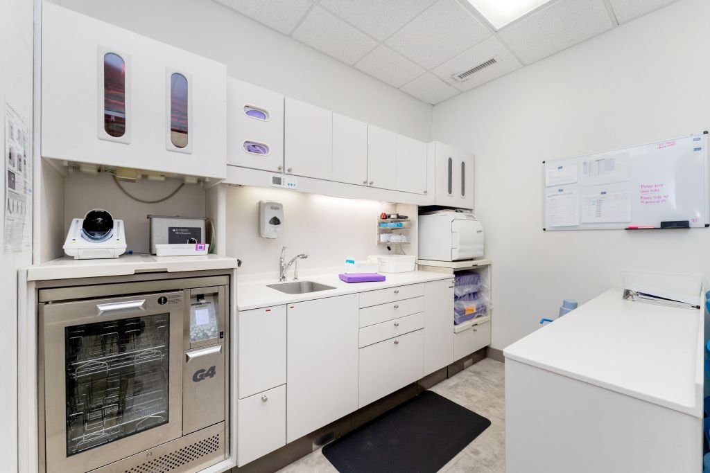 Jasper Avenue Dental Choice Downtown Edmonton dental clinic in Edmonton - Photo 3
