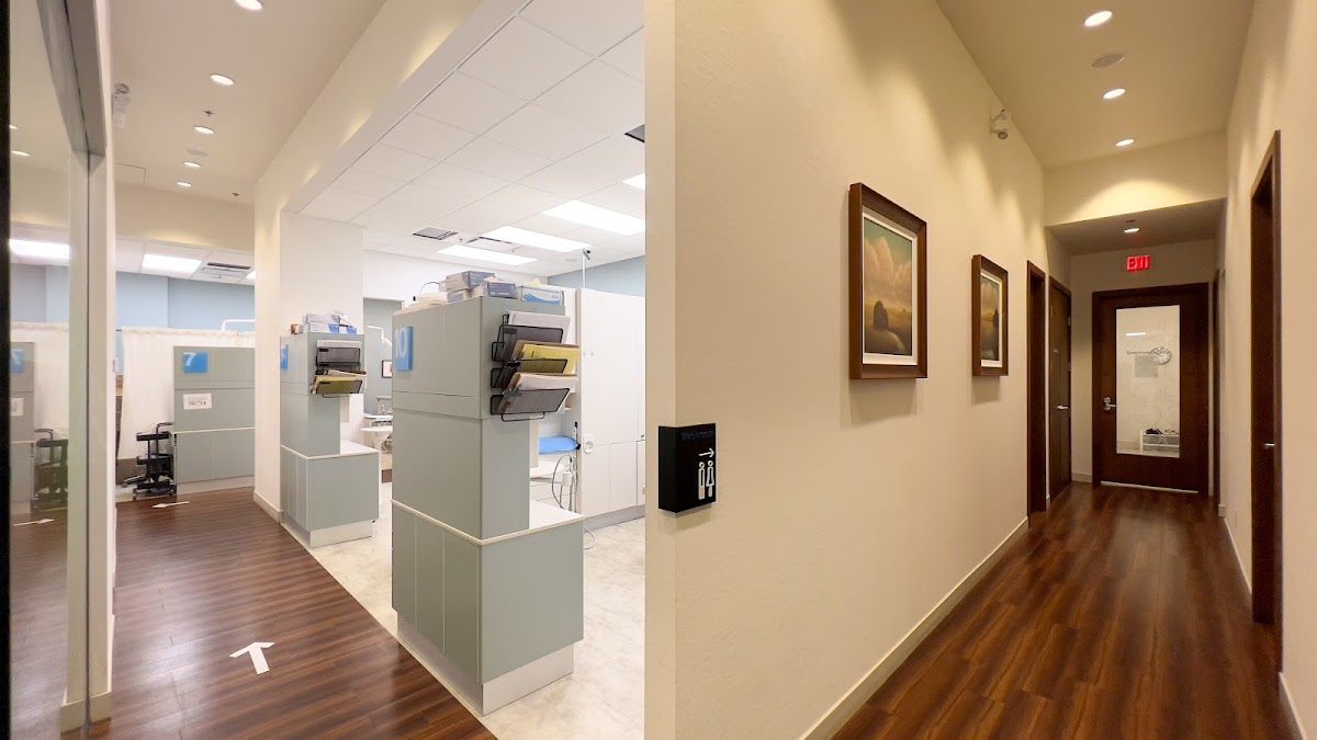 New Westminster Sedation & General Dentistry - Dr. Tom Lee dental clinic in New Westminster - Photo 4