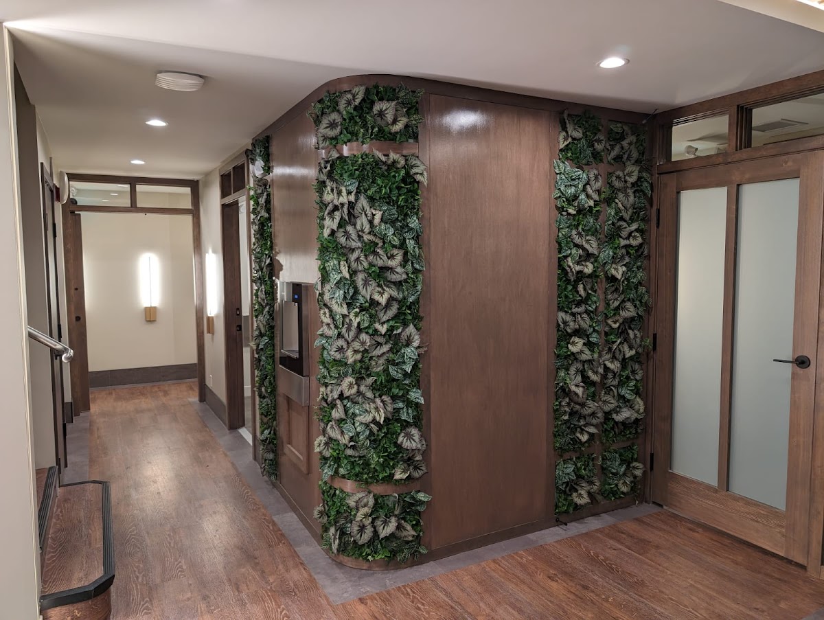 Moss Dental Fairfield Victoria dental clinic in Victoria - Photo 2