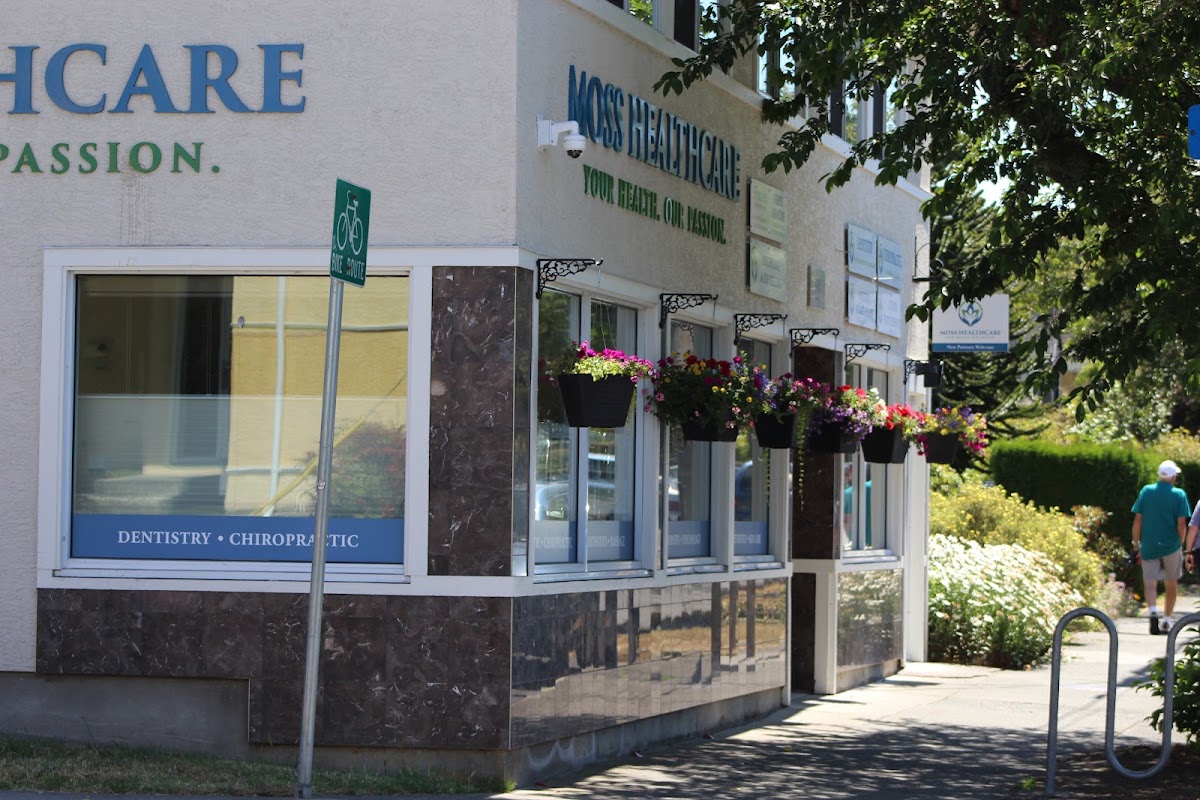 Moss Dental Fairfield Victoria dental clinic in Victoria - Photo 5
