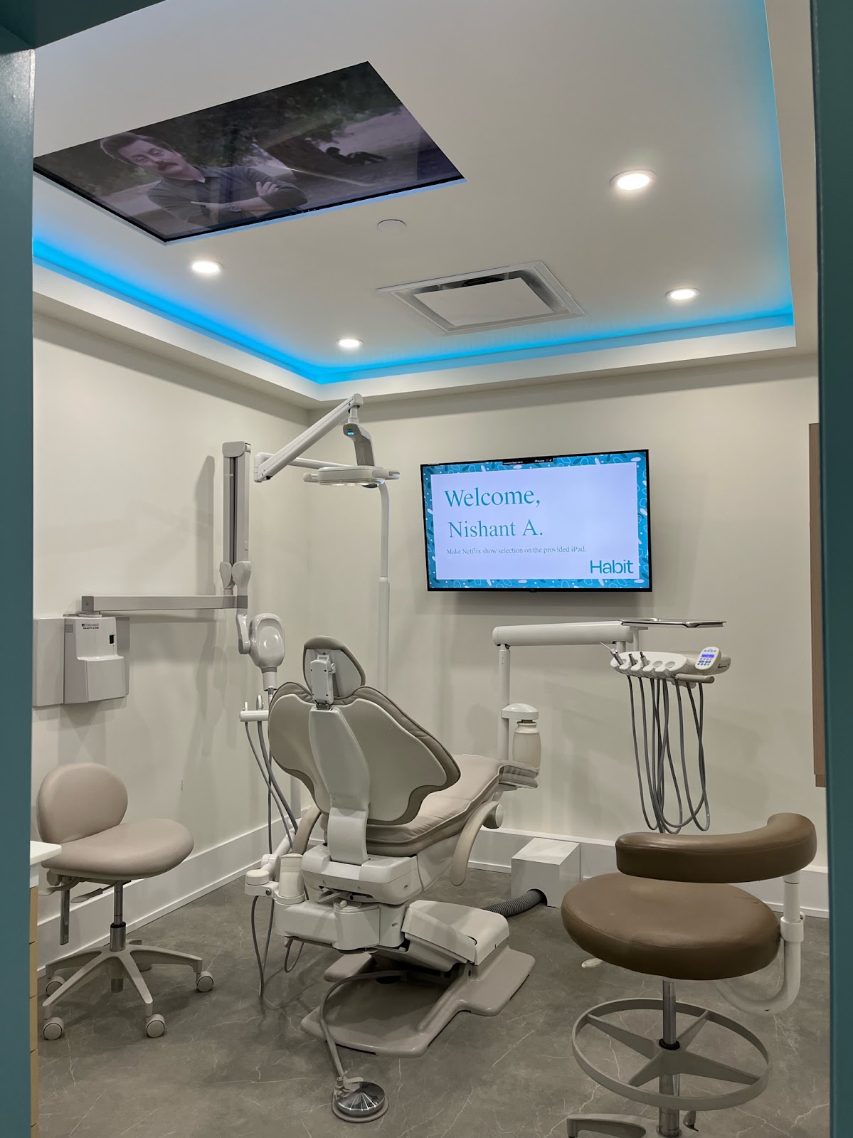 Habit Dental dental clinic in Etobicoke - Photo 3