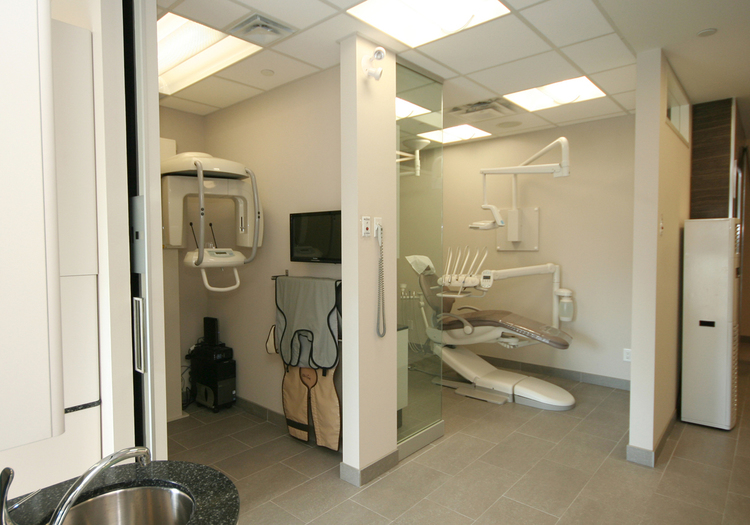 Museum Dental dental clinic in Old Toronto - Photo 7