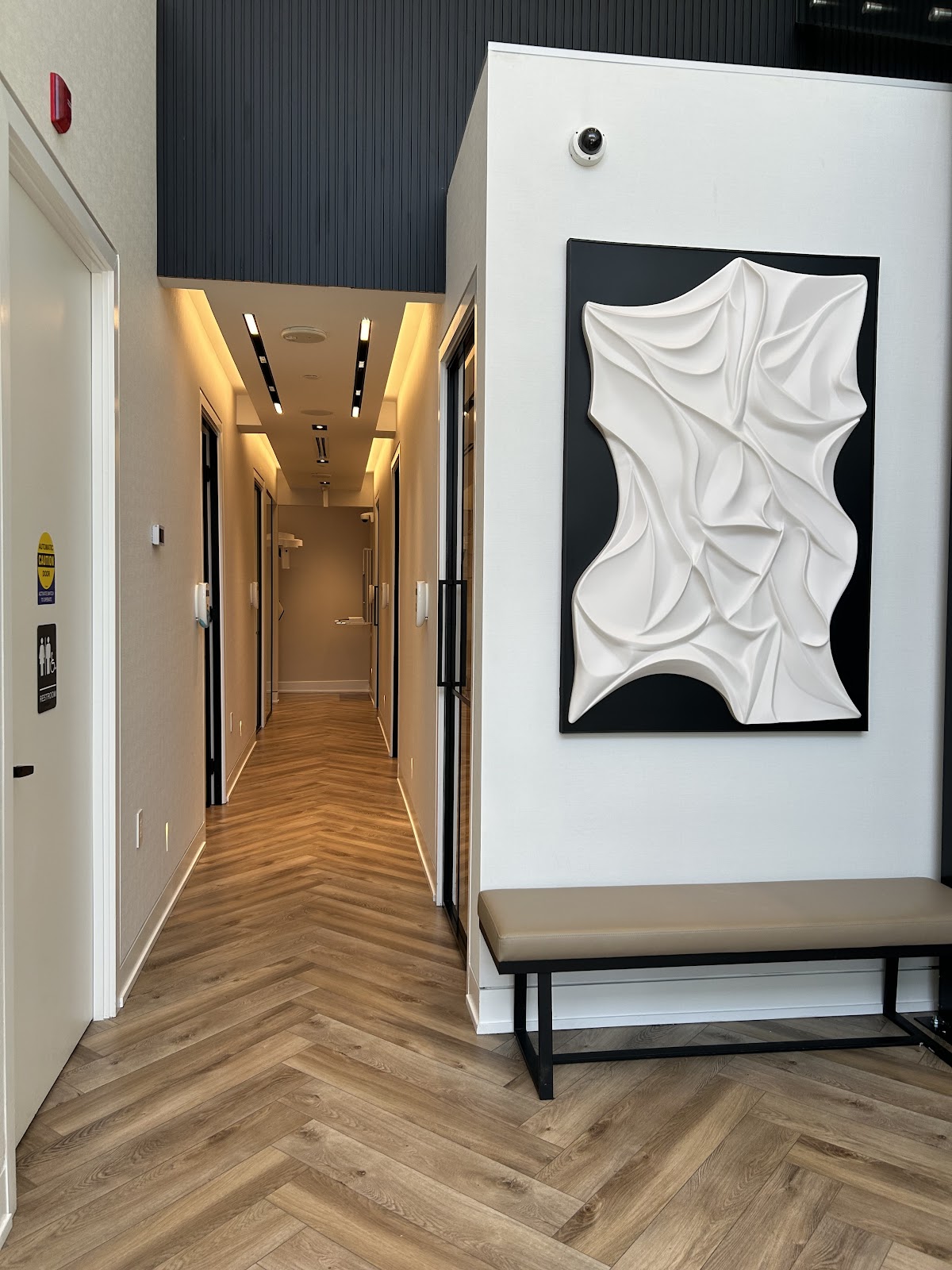 Marine Parade Dental dental clinic in Etobicoke - Photo 6
