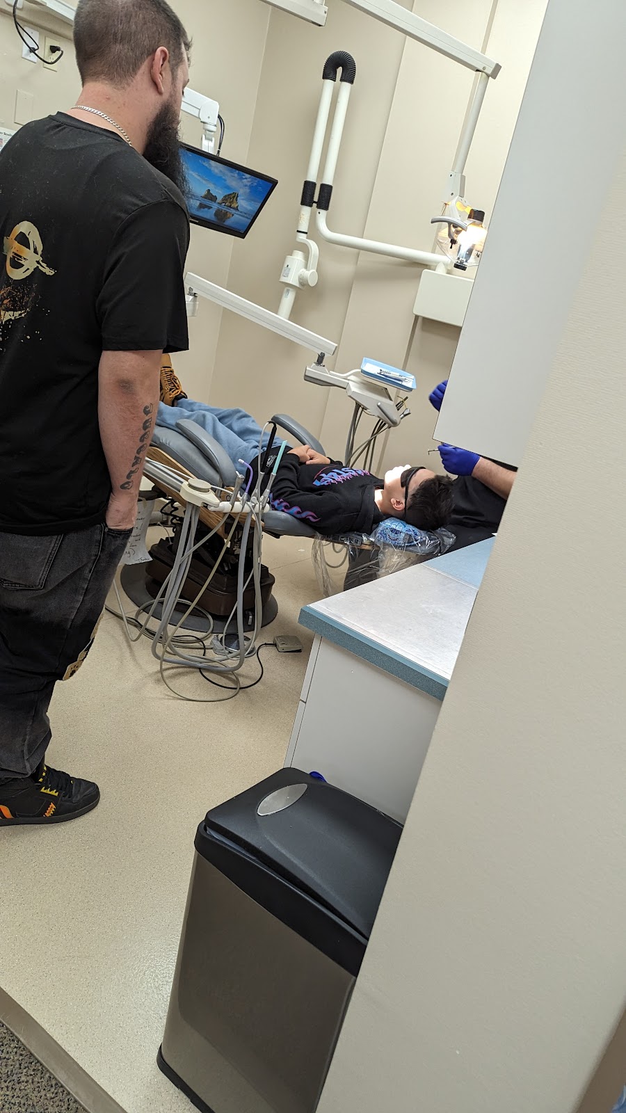 Clareview Dental Clinic dental clinic in Edmonton - Photo 5