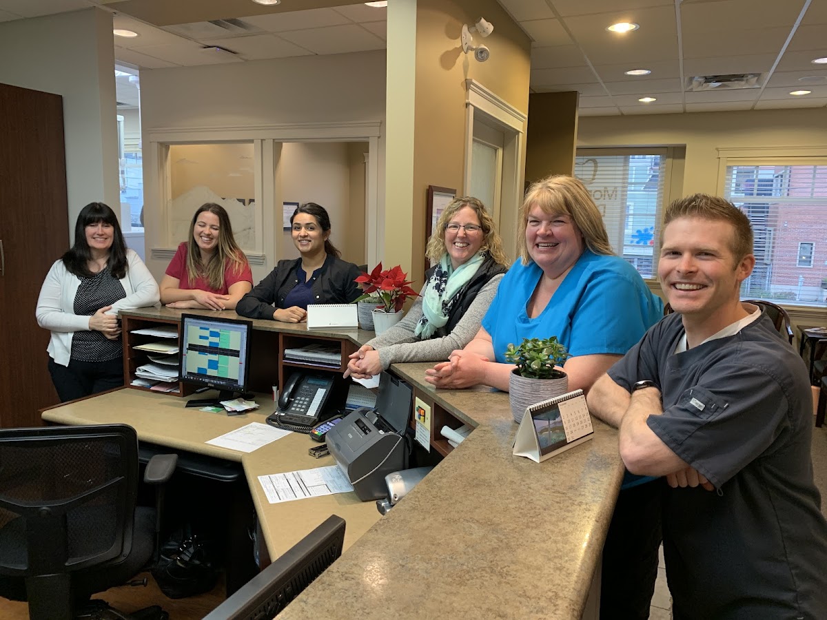 Montrose Dental Centre dental clinic in Abbotsford - Photo 3