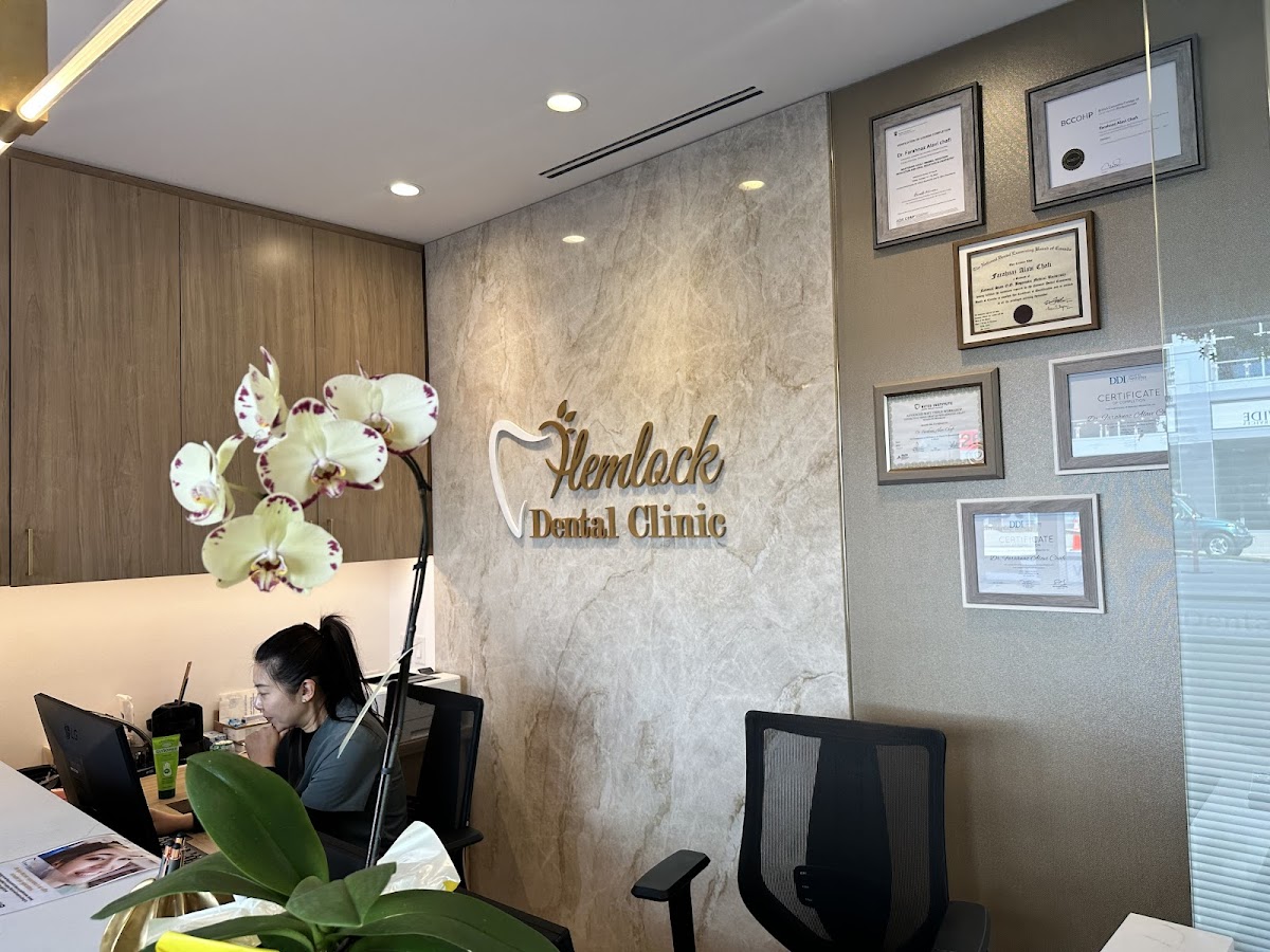 Hemlock Dental Clinic dental clinic in Vancouver - Photo 2