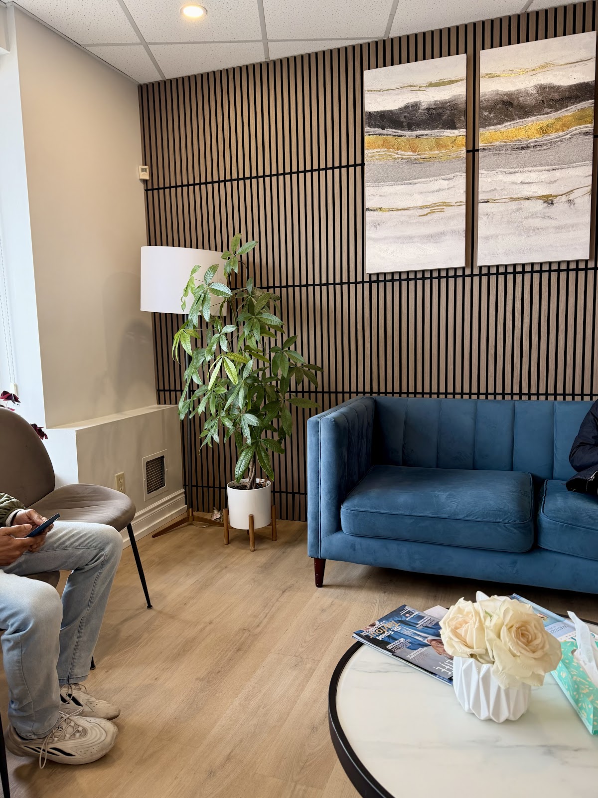 Roseland Family Dental dental clinic in Windsor - Photo 5