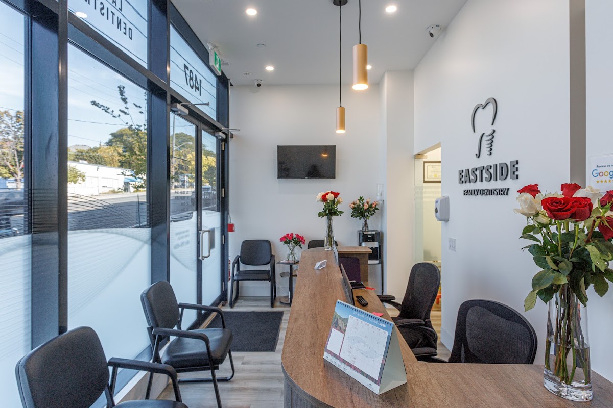 Eastside Family Dentistry dental clinic in Toronto - Photo 3