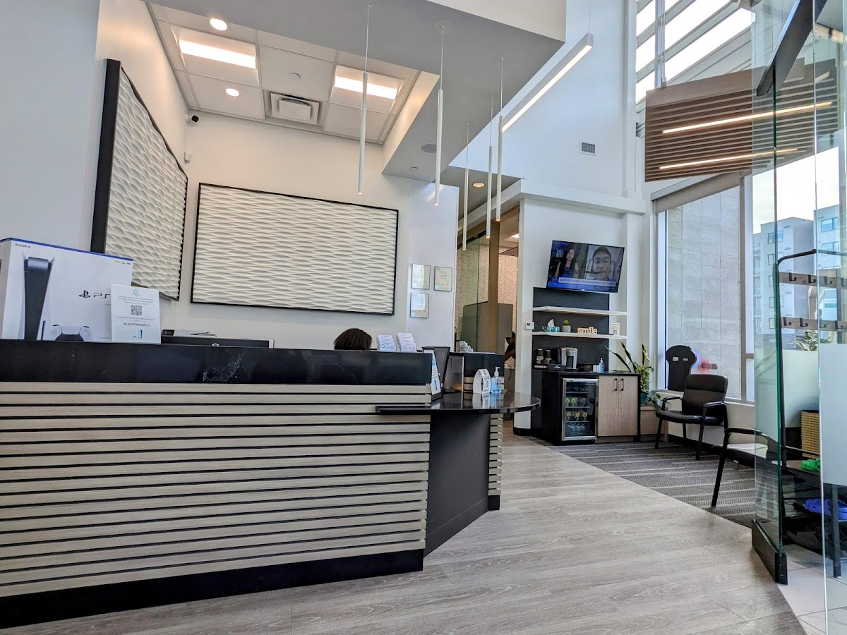 Hillside Dental of Sage dental clinic in Calgary - Photo 1