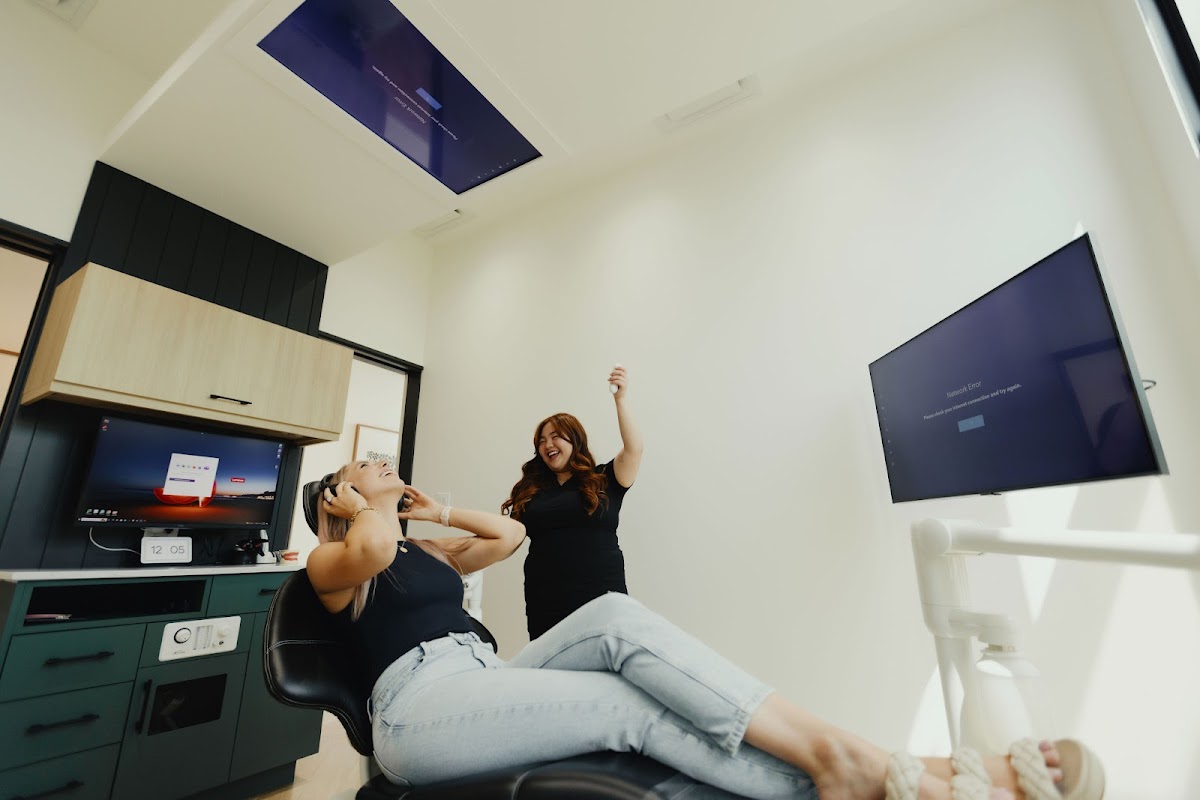 Juniper Dental dental clinic in Calgary - Photo 10