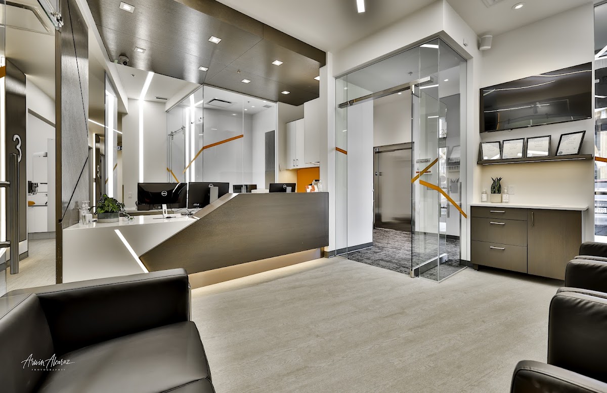 Christie Crossing Dental dental clinic in Calgary - Photo 1