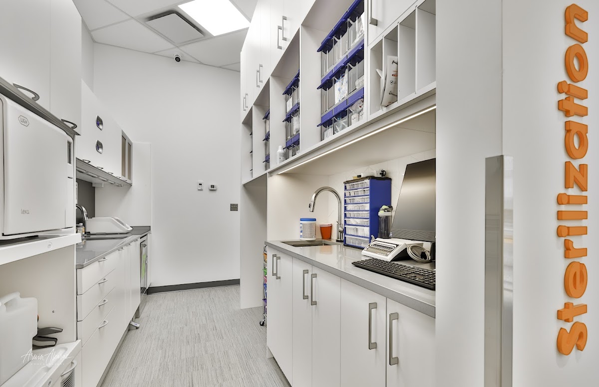 Christie Crossing Dental dental clinic in Calgary - Photo 4