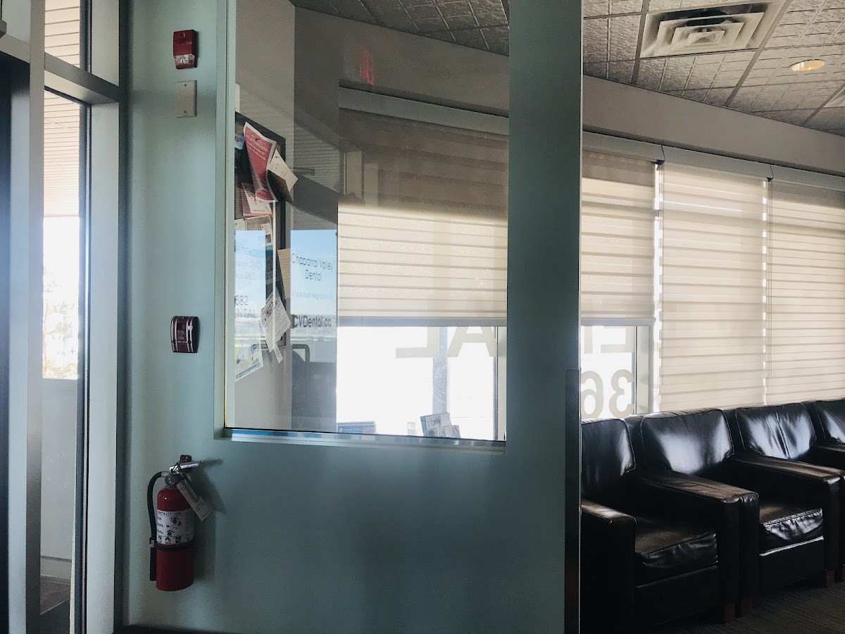 Chaparral Valley Dental dental clinic in Calgary - Photo 8