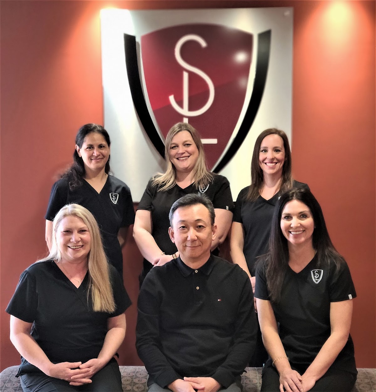 SL Dental Centre dental clinic in Calgary - Photo 1
