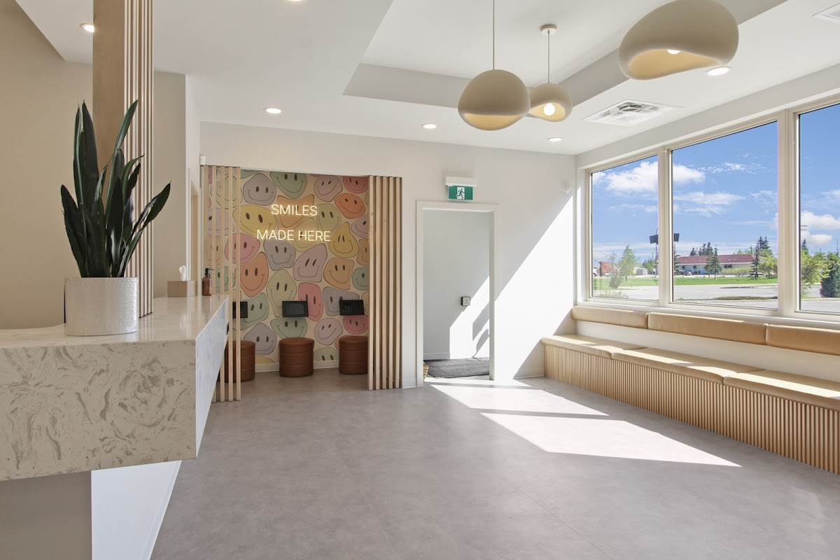 Cold Lake Dental dental clinic in Cold Lake - Photo 3