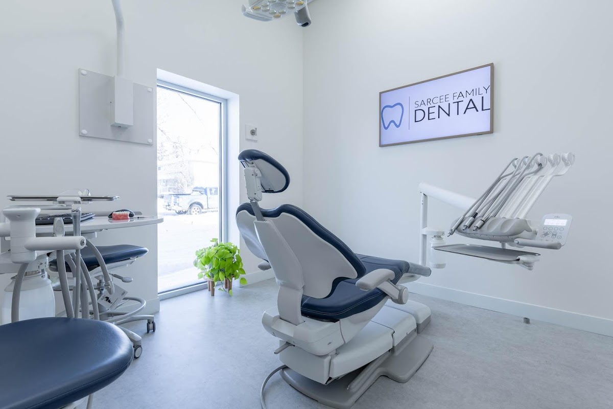 Sarcee Family Dental dental clinic in Calgary - Photo 4