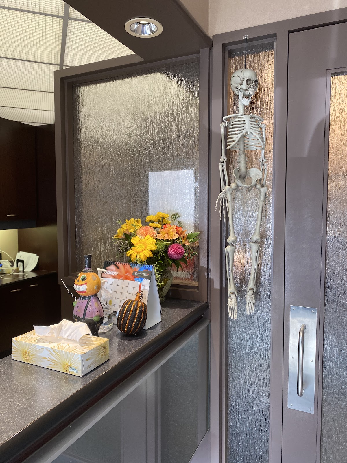 Forest Lane Dental Clinic dental clinic in Calgary - Photo 8