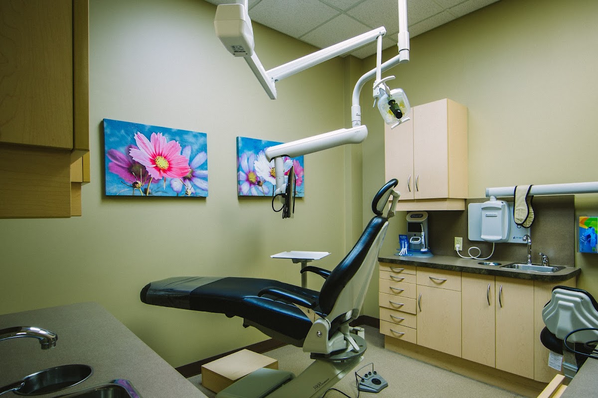 Bridgeland Dental Care dental clinic in Calgary - Photo 9