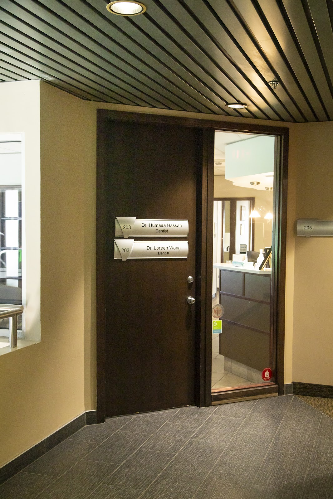 Century Park Dental dental clinic in Calgary - Photo 8