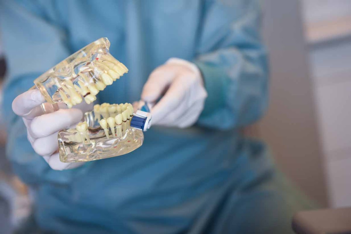 East Dental Care dental clinic in Calgary - Photo 7