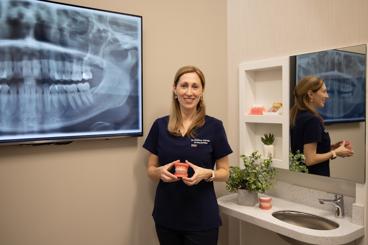 Clarence Street Dental dental clinic in Brantford - Photo 4