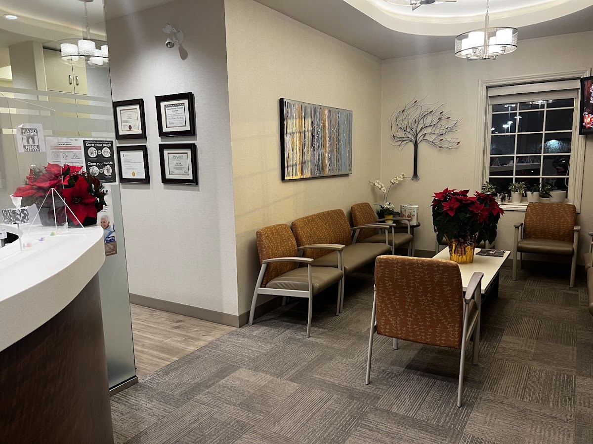 Bridgeport Family Dentistry dental clinic in Waterloo - Photo 7